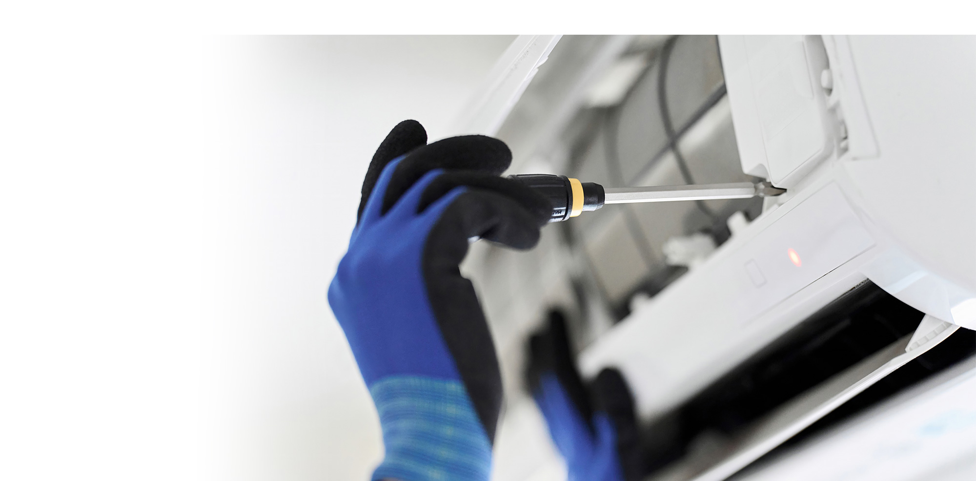 水も、空気も、住まいも整える 水まわり・空調設備を中心に、住まいの設備をまるごとサポート